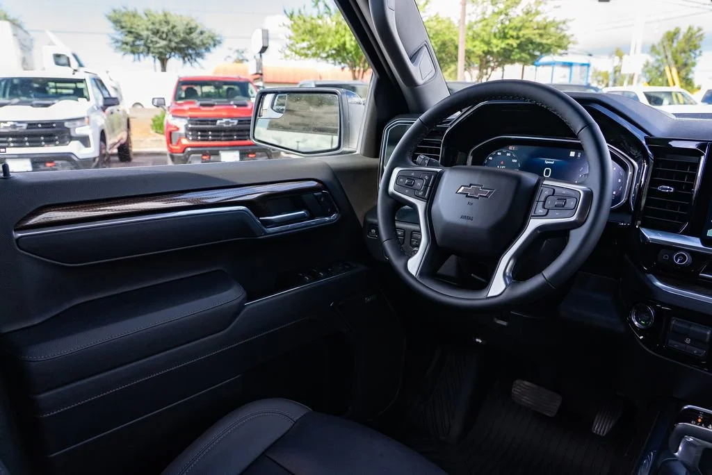 New 2026 Summit White Chevrolet LT Trail Boss image 12