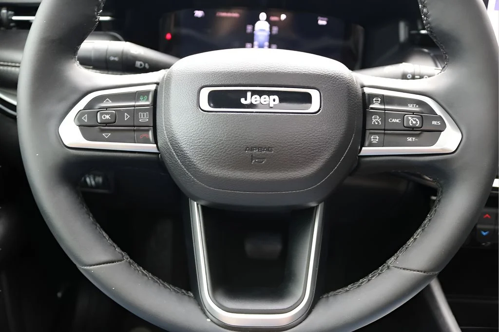 Used 2024 Black Jeep Limited image 22