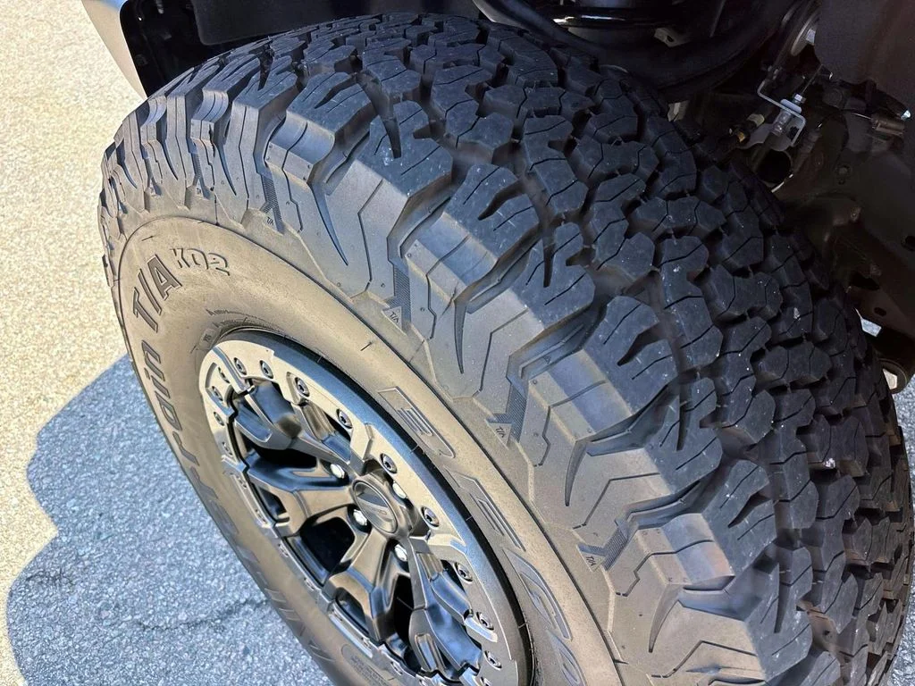 Used 2023 Orange Ford Raptor image 9