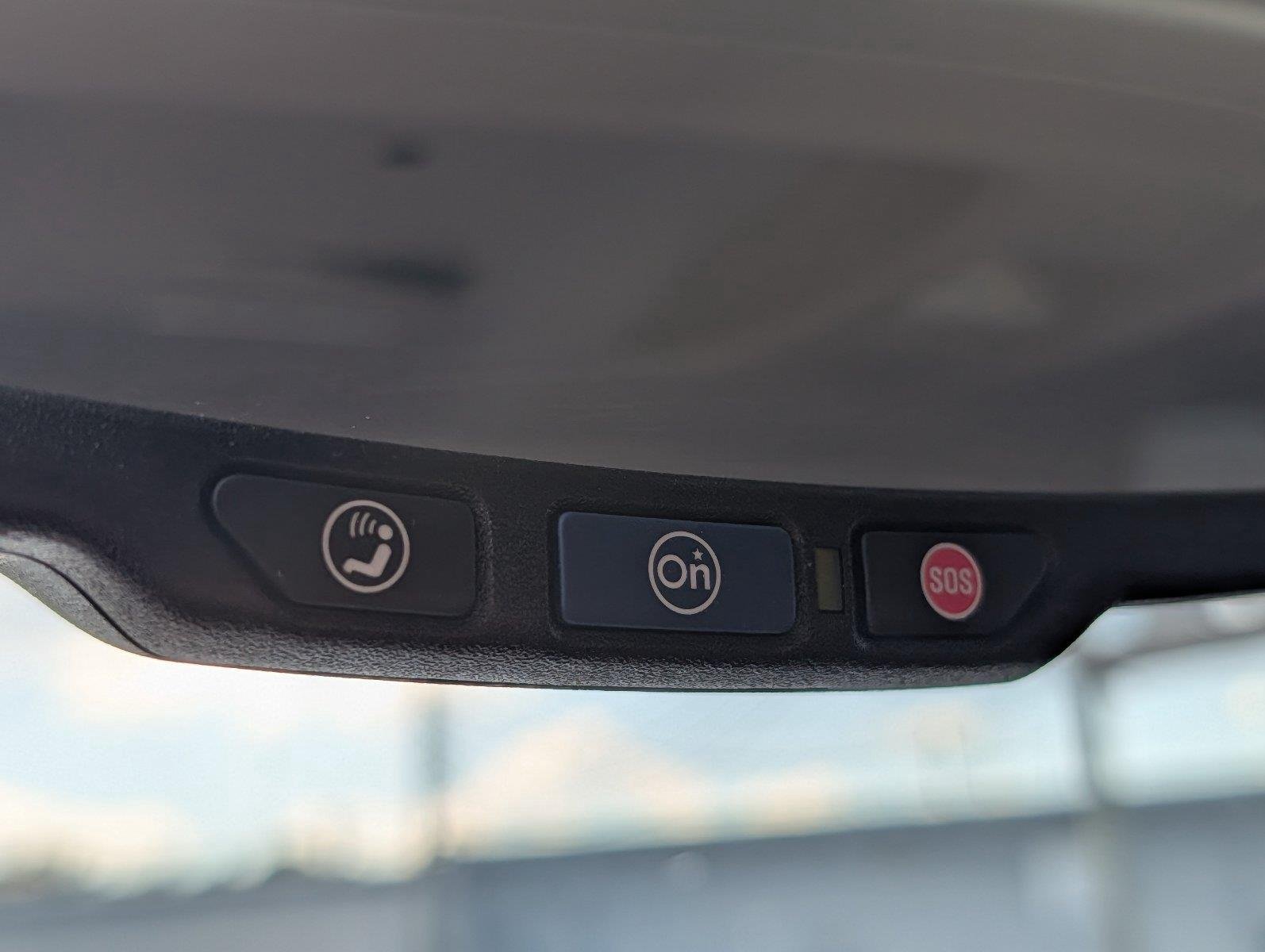 Used 2018 Black Chevrolet LT image 27