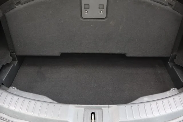 Used 2021 Snowflake White Pearl Mazda Touring image 25