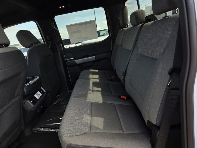 New 2026 Oxford White Ford XLT image 34