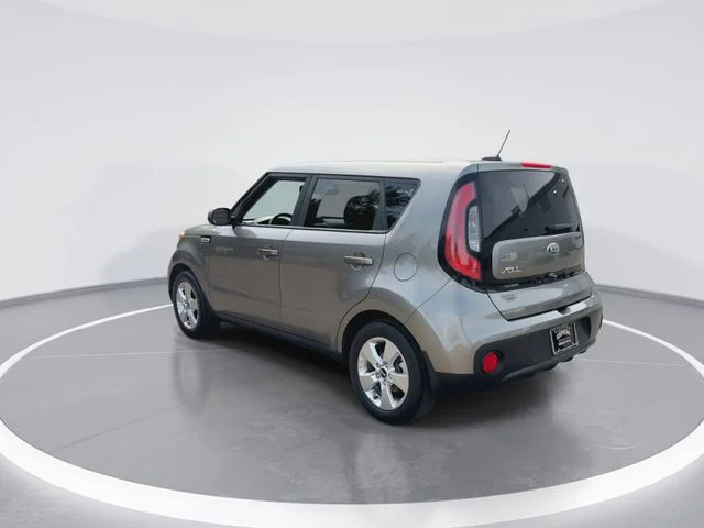 Used 2017 Gray Kia Base image 7