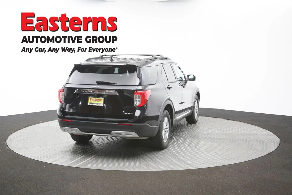 Used 2022 Black Ford XLT image 38