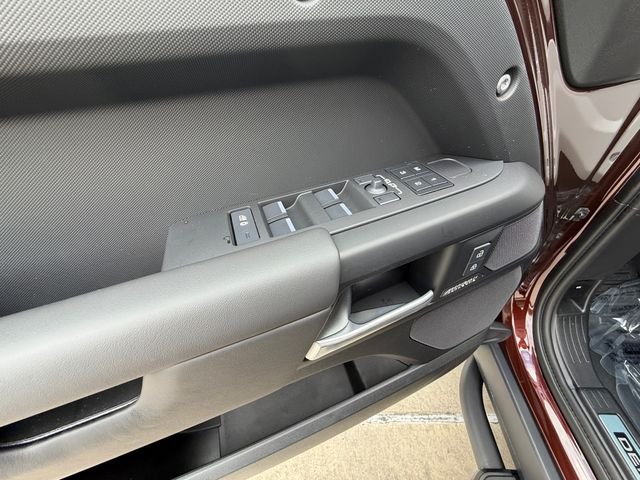 New 2026 Sedona Red Land Rover X-Dynamic SE image 11