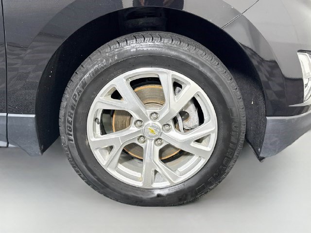 Used 2020 Mosaic Black Metallic Chevrolet LT image 28