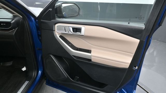 Used 2021 Blue Ford Limited image 10