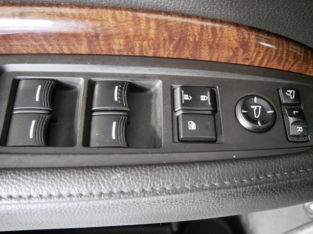 Used 2017 Crystal Black Pearl Acura FWD w/Technology Pkg image 28
