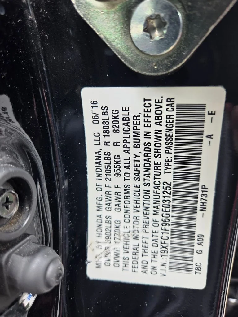 Used 2016 Black Honda Touring image 8
