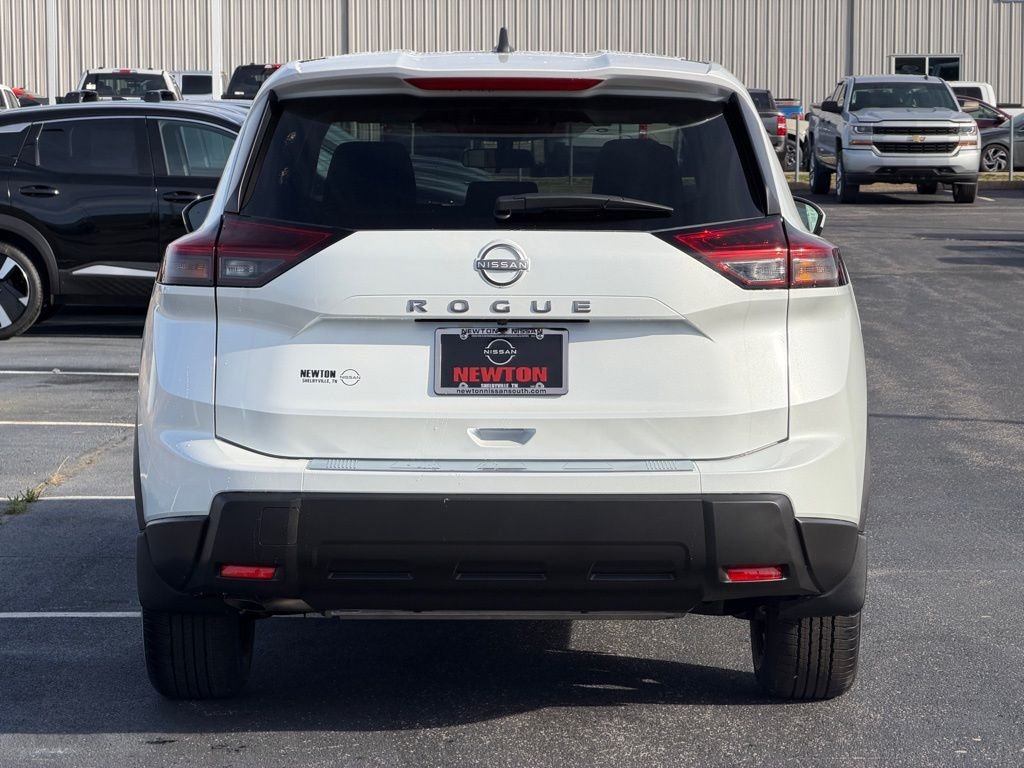 New 2026 Everest White Pearl TriCoat Nissan SV image 5