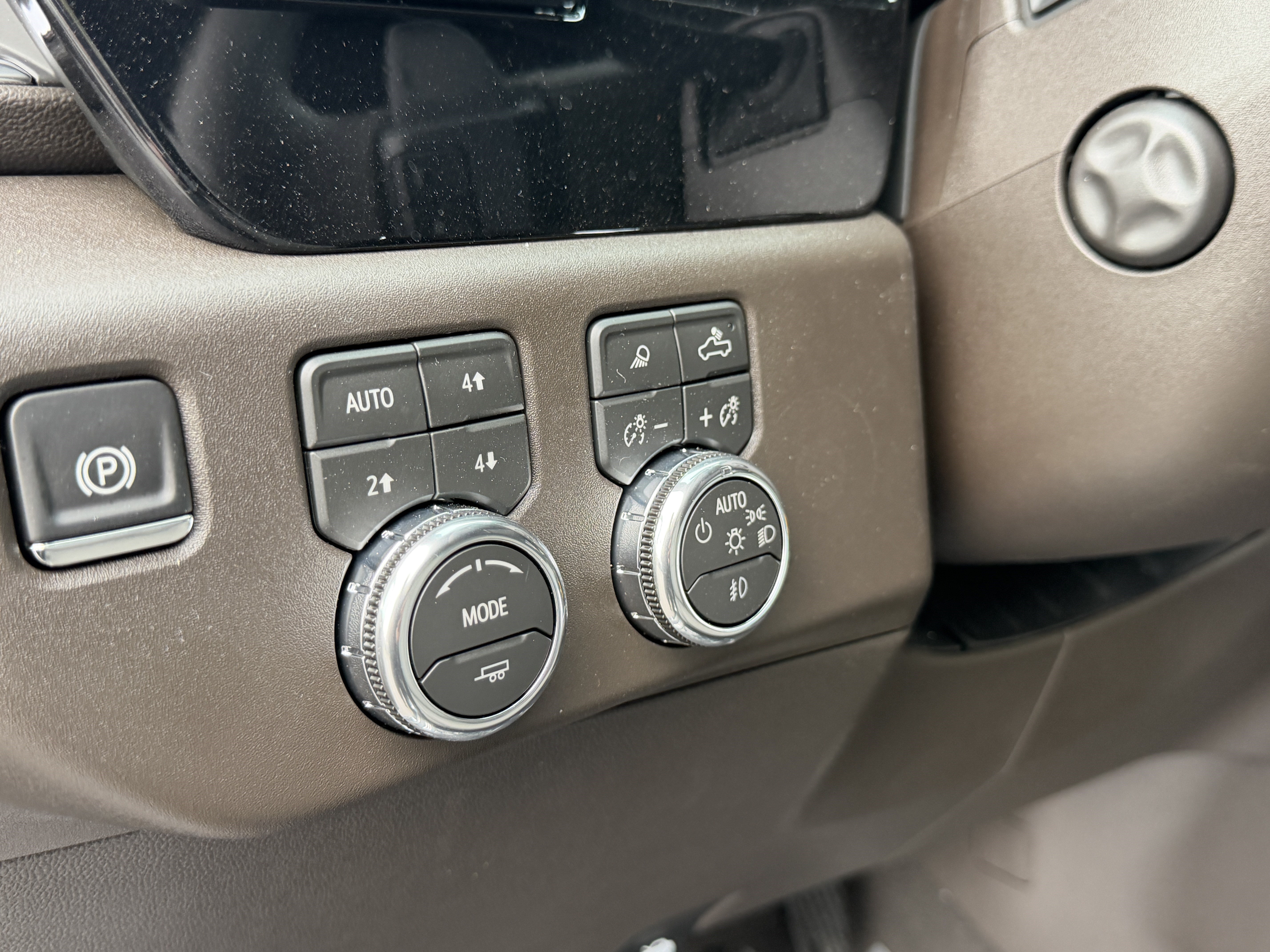 2026 GMC Sierra 1500 SLT - Photo 20