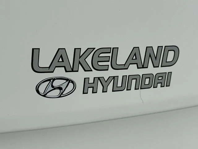 New 2026 White Hyundai SE image 24