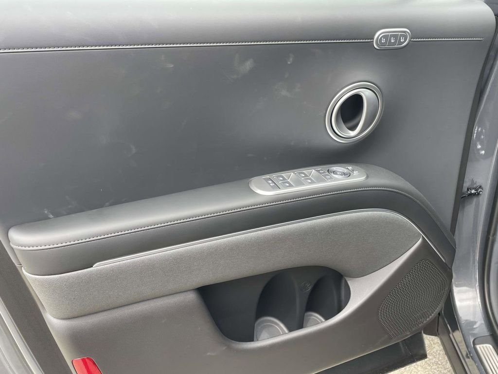 New 2026 Gray Hyundai Calligraphy FWD image 16