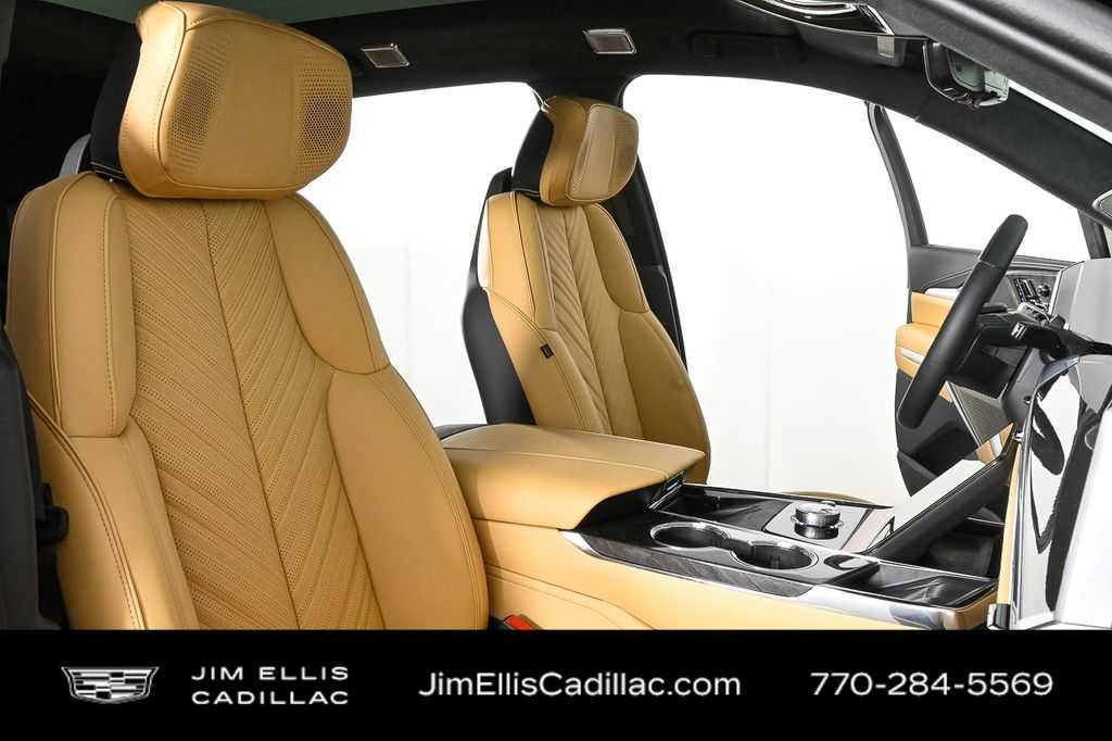 2025 Cadillac Escalade IQ Luxury 2 - Photo 25