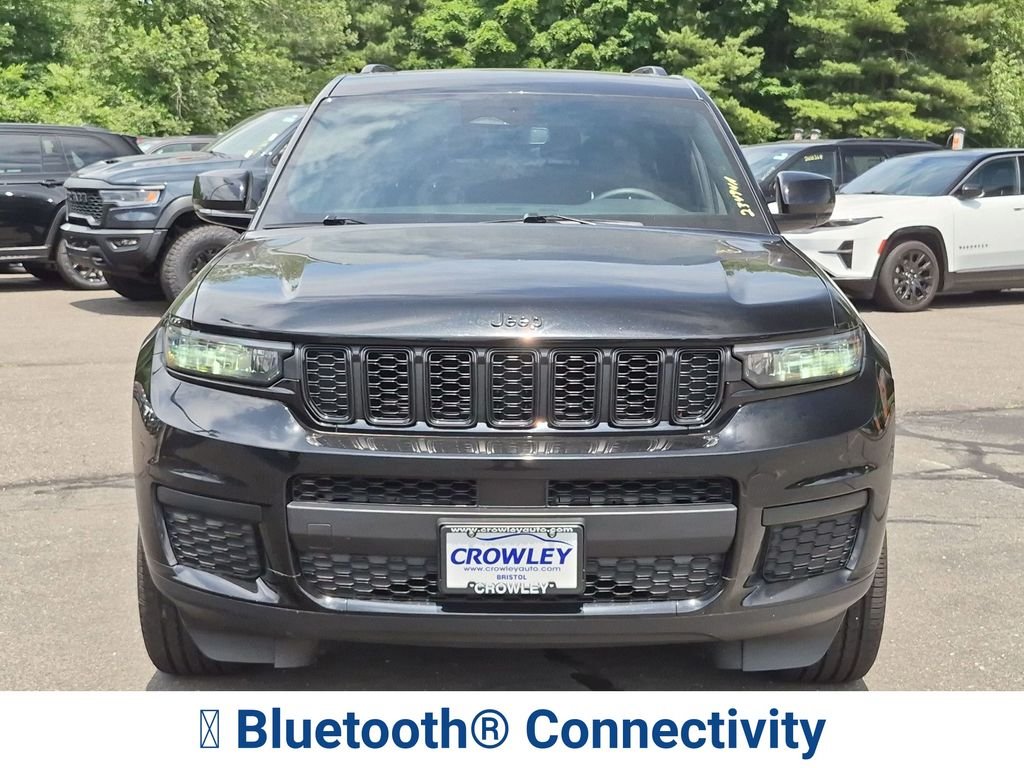 Certified Used 2023 Black Jeep Altitude image 10