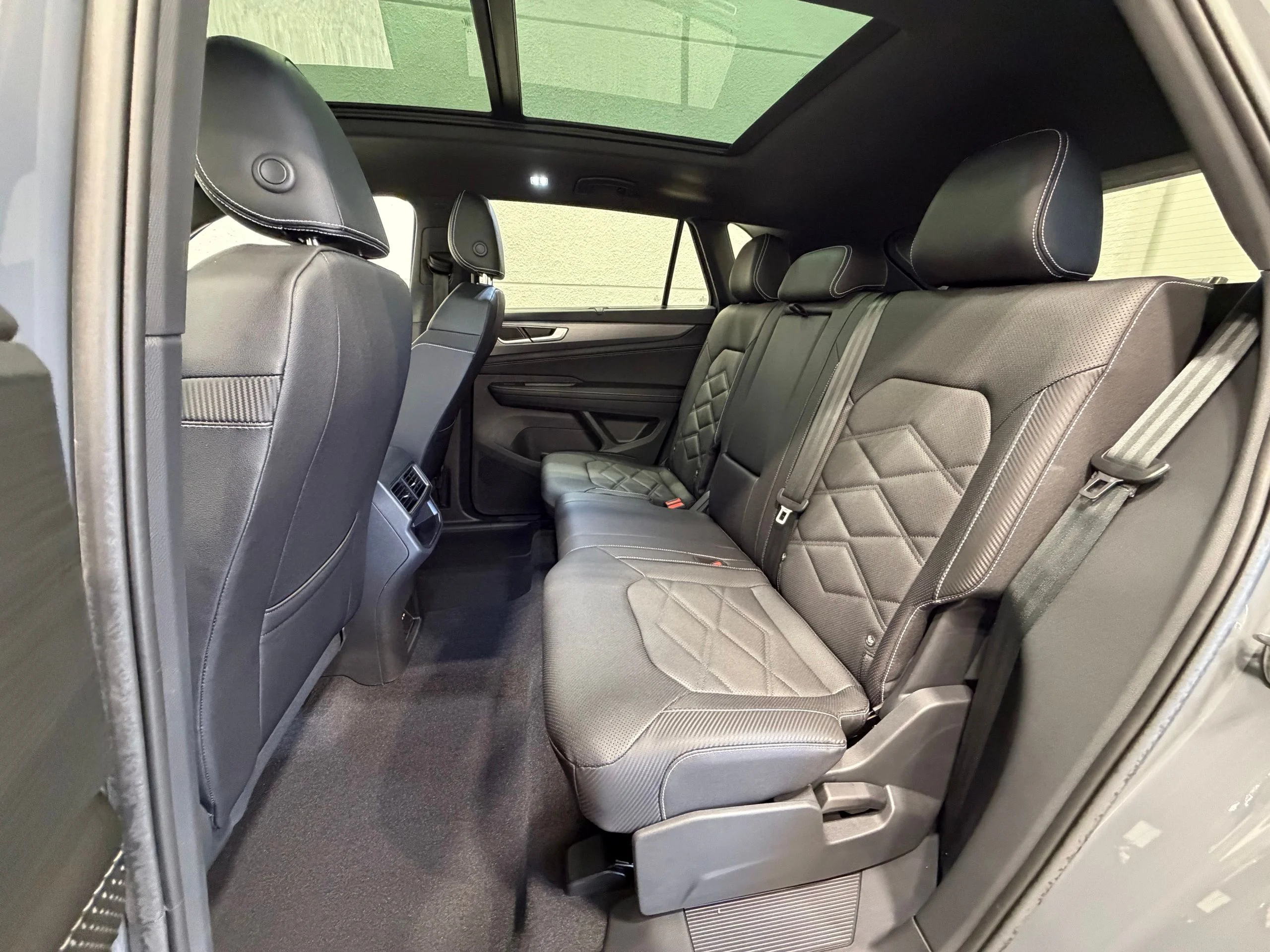 New 2026 Gray Volkswagen 2.0T SE w/Technology image 20