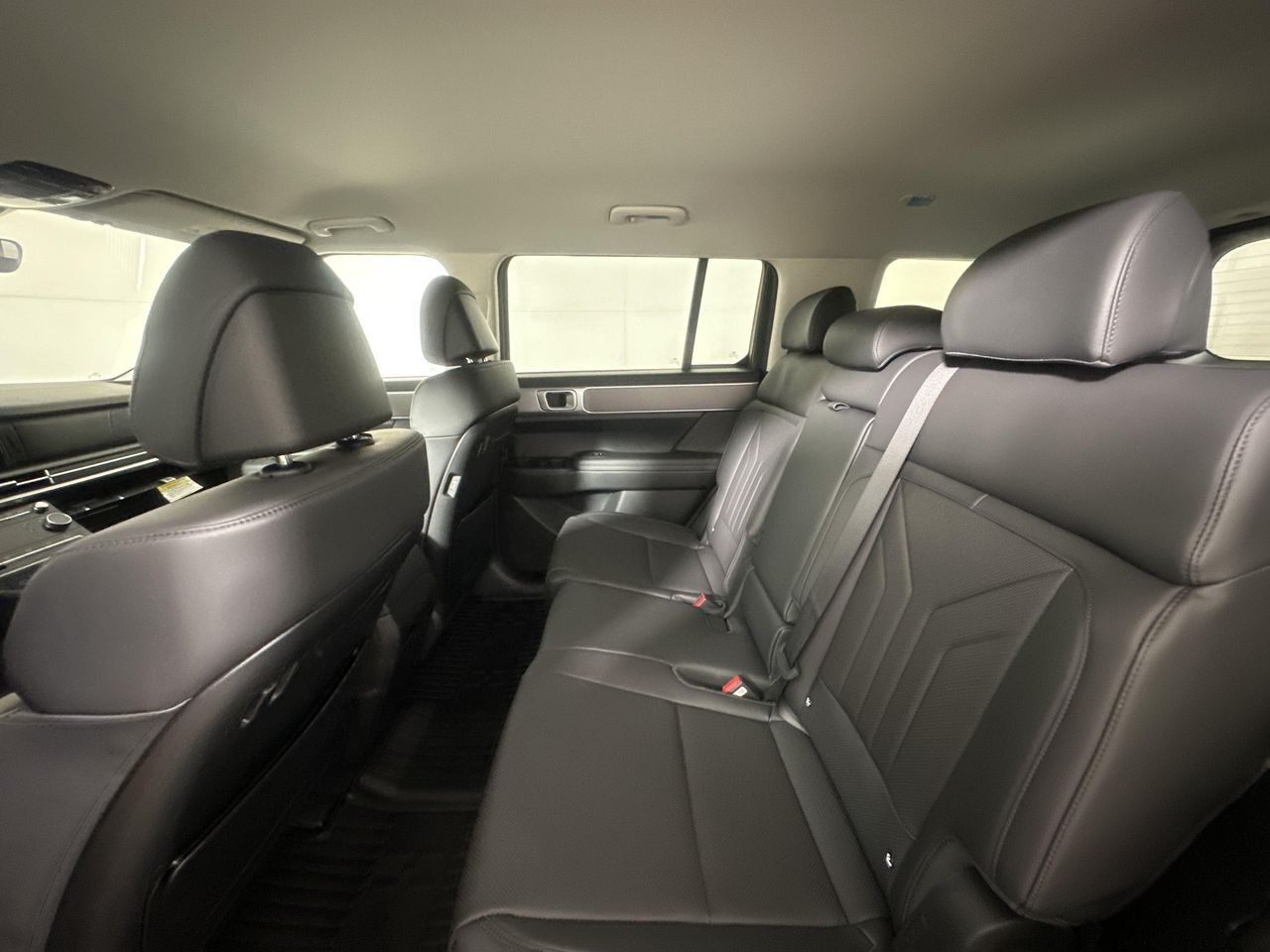 New 2026 Atlantis Blue Hyundai SEL image 21