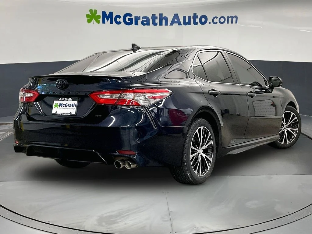 Used 2019 Blue Toyota SE image 16