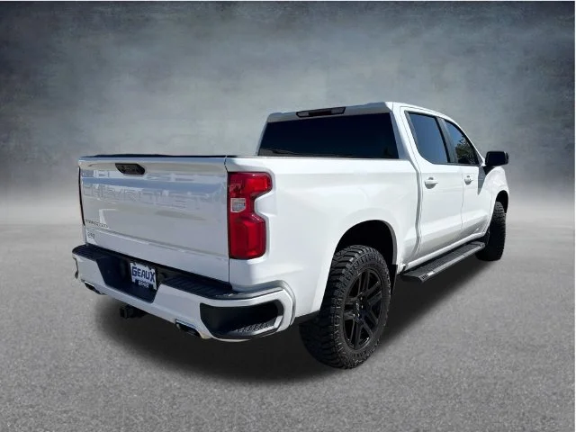 Used 2023 White Chevrolet RST image 12