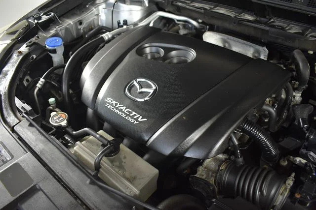 Used 2014 Silver Mazda Touring image 33