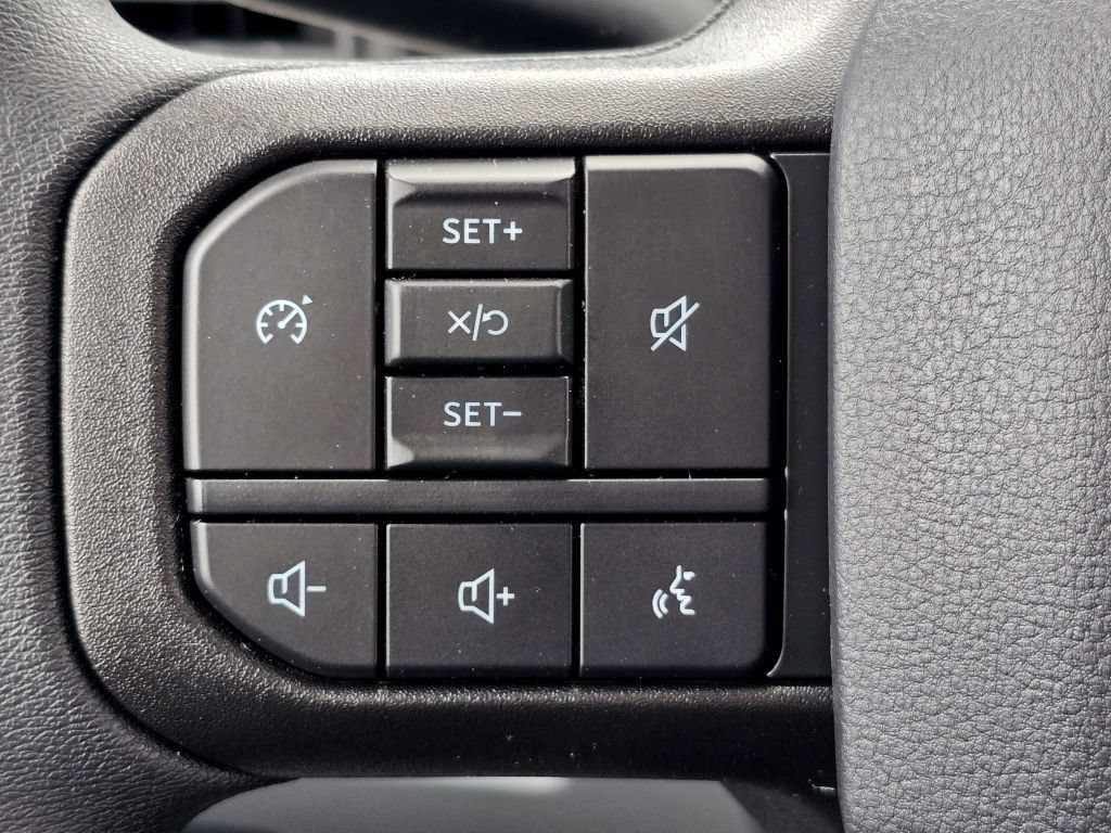 New 2026 Oxford White Ford XL/STX image 17