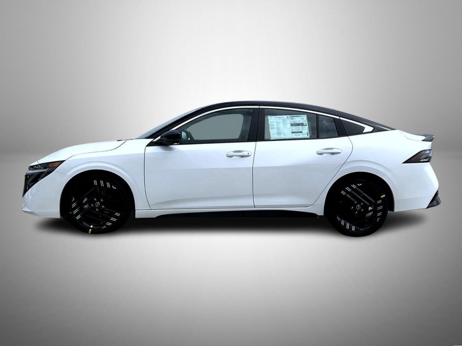 New 2026 Aspen White TriCoat / Super Black Two-tone Nissan SR image 8