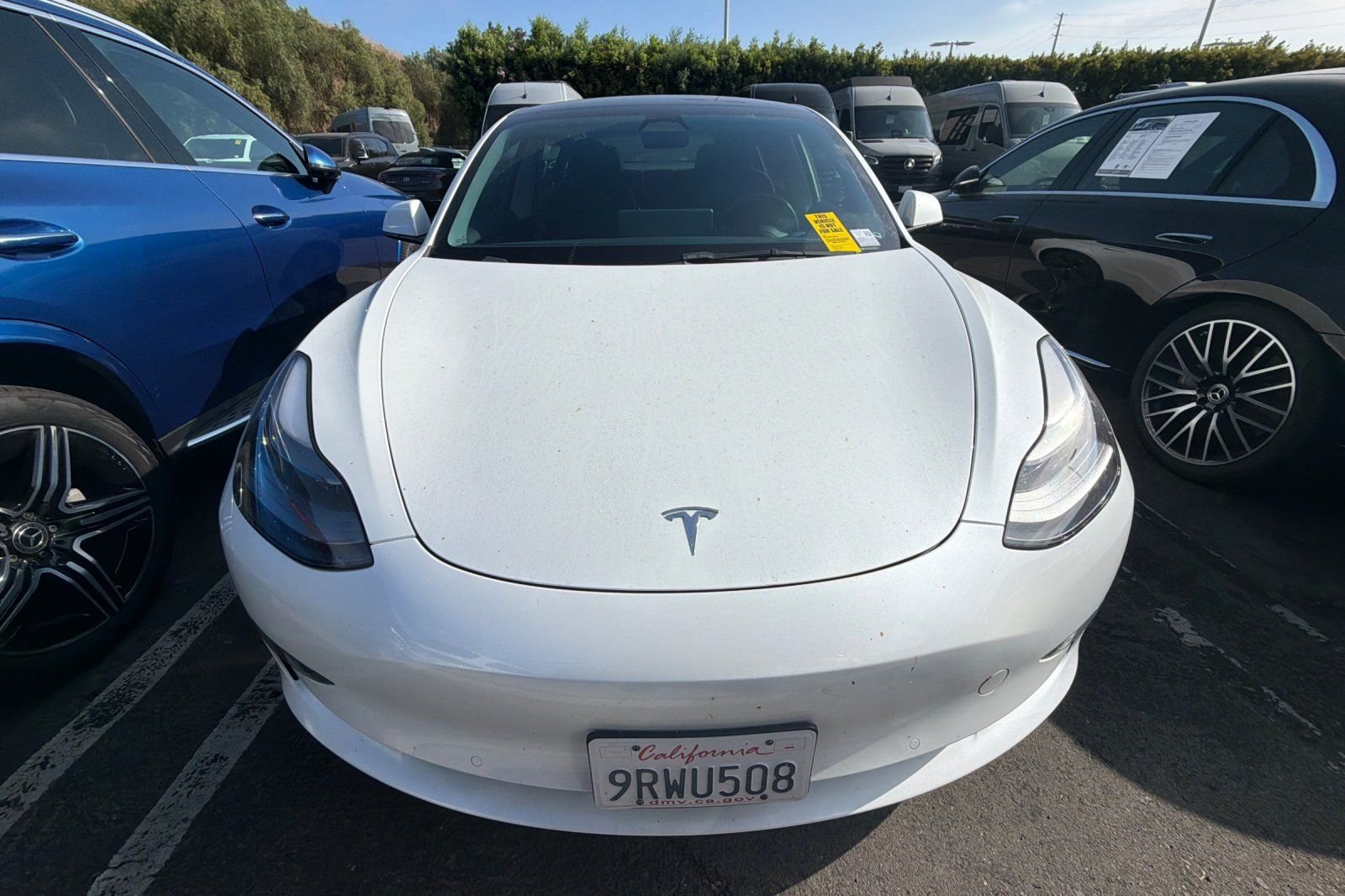 Used 2022  Tesla Base image 3