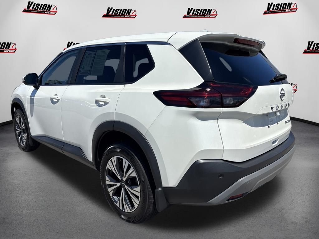 Used 2023 White Nissan SV image 8