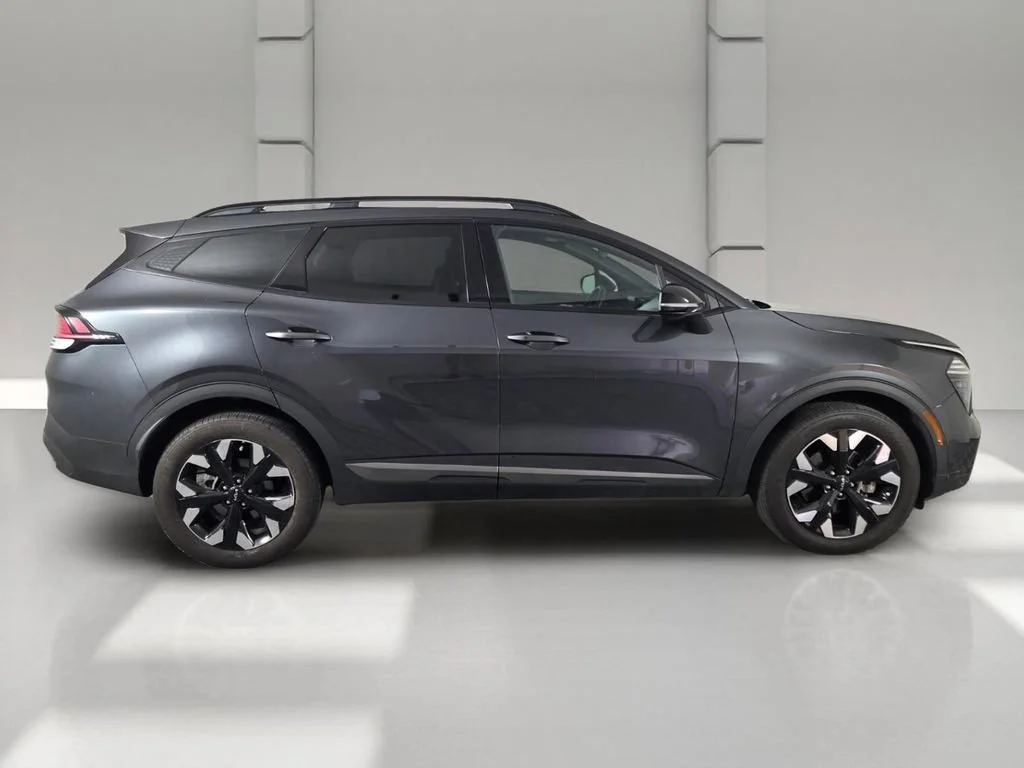 Used 2024 Gravity Gray Kia X-Line image 4
