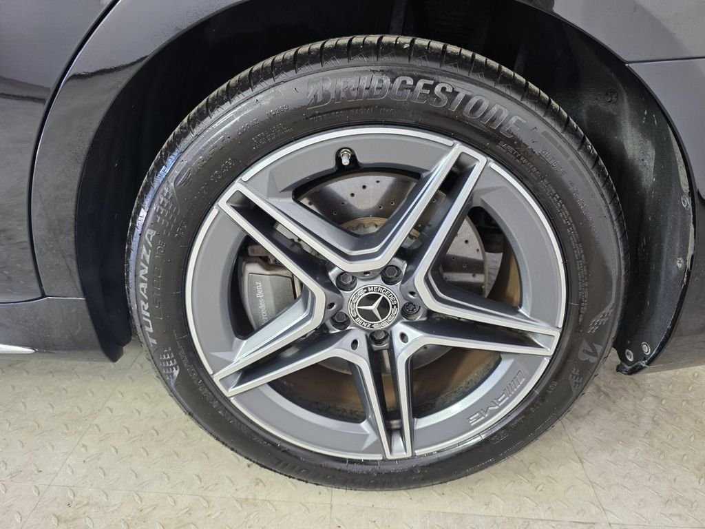 Used 2023 Black Mercedes-Benz S 580 image 18