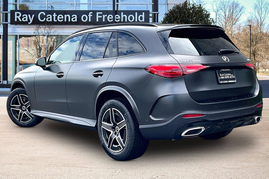 New 2027  Mercedes-Benz GLC 300 image 3