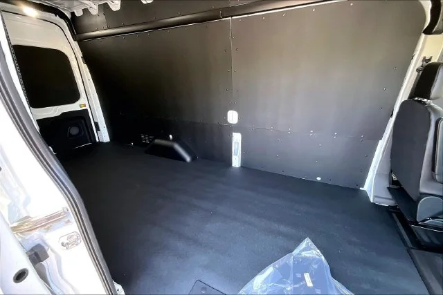 New 2026 Oxford White Ford Cargo Van image 10