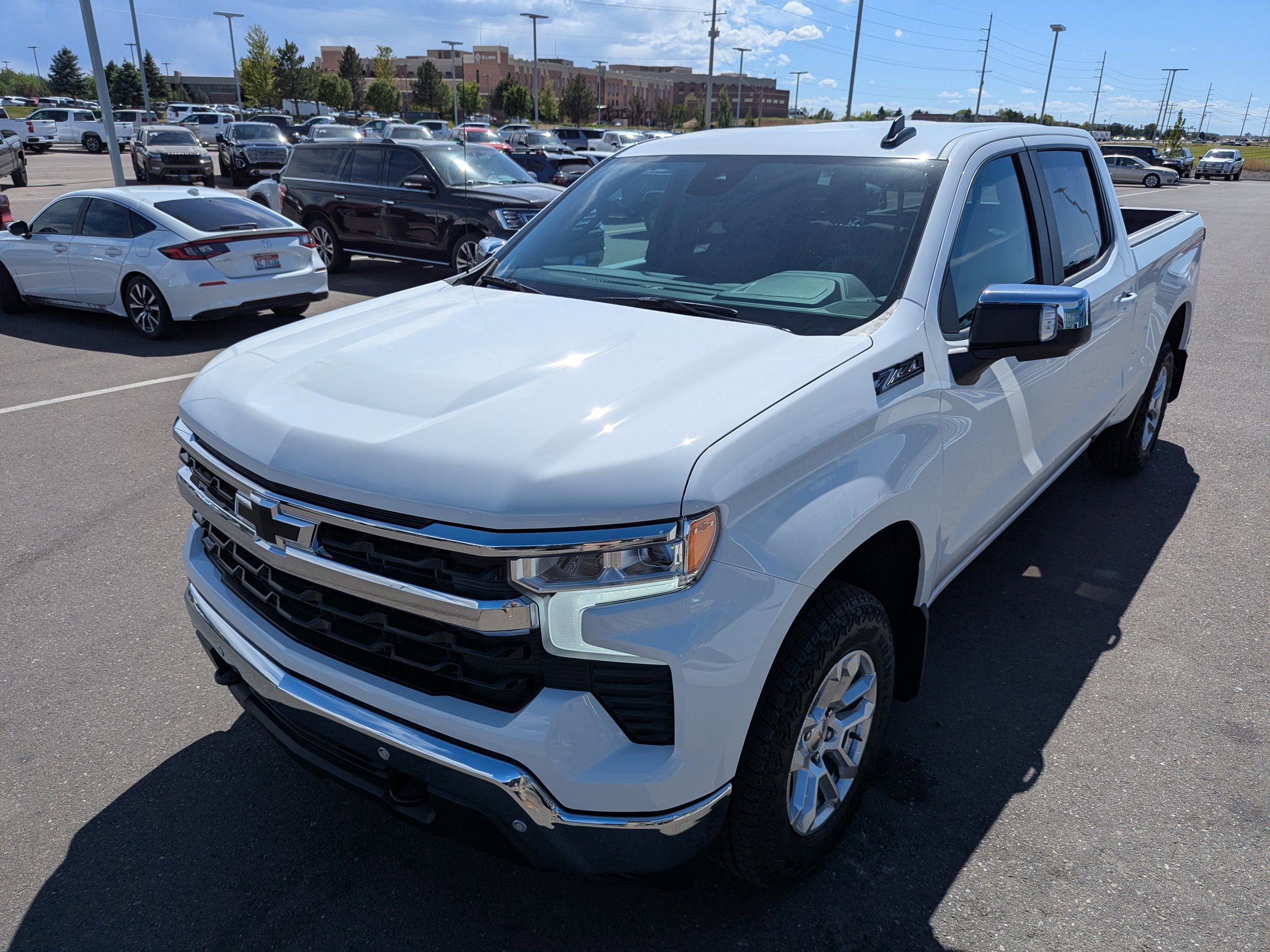 2026 Chevrolet Silverado 1500 LT - Photo 6