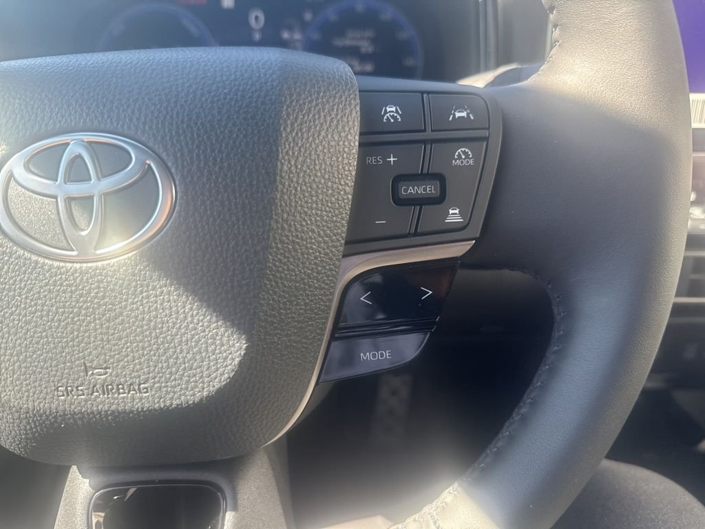 2026 Toyota Camry XSE - Photo 13