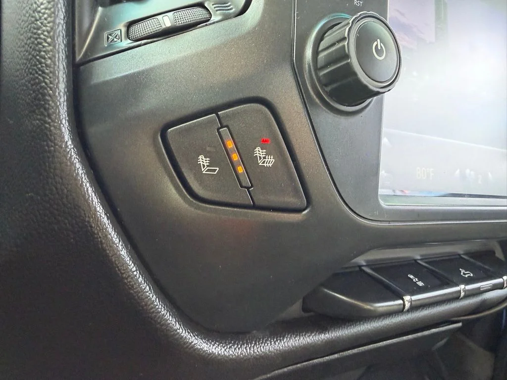 Used 2015 Black Chevrolet LT image 41