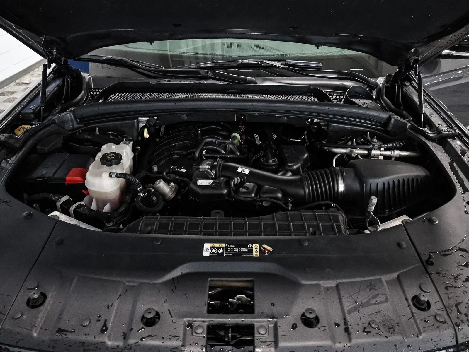 Used 2023 Gray Jeep Limited 4x4 image 17