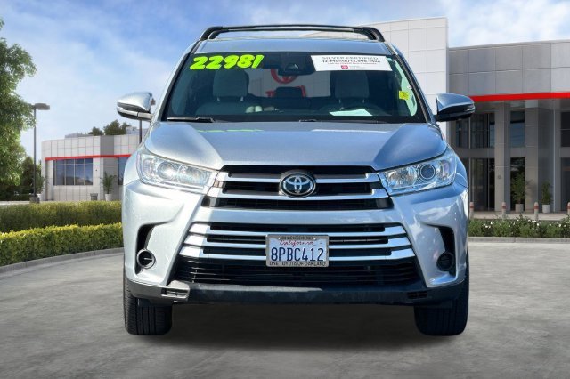 Certified Used 2019 Silver Toyota LE image 11