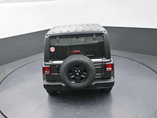 New 2026 Granite Crystal Metallic Clear-Coat Exterior Paint Jeep Sport image 17
