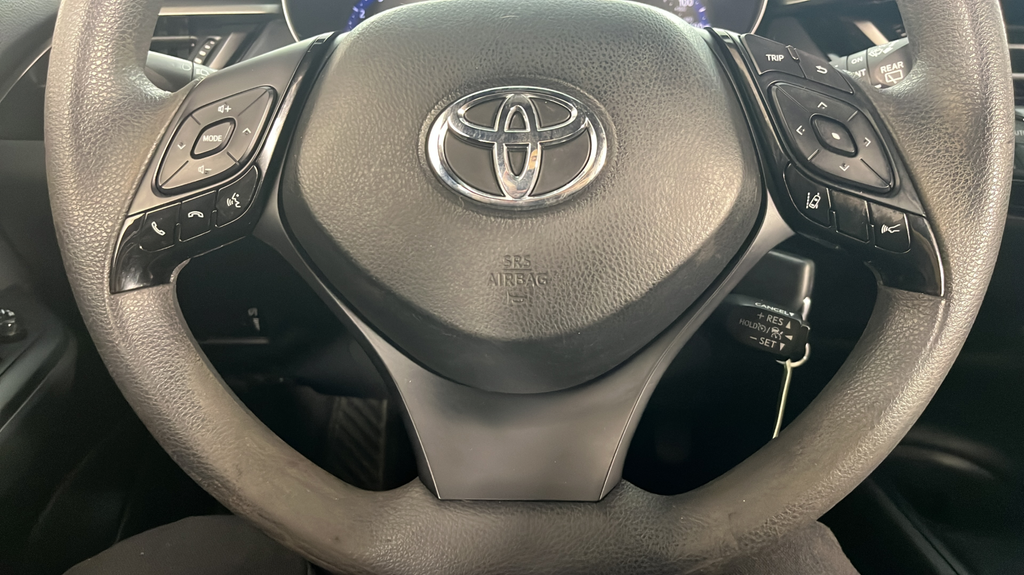 Used 2019 Red Toyota LE image 21