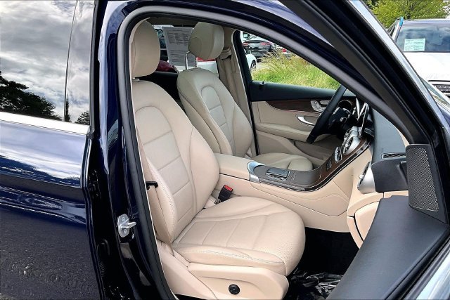 Used 2021 Blue Mercedes-Benz GLC 300 image 7