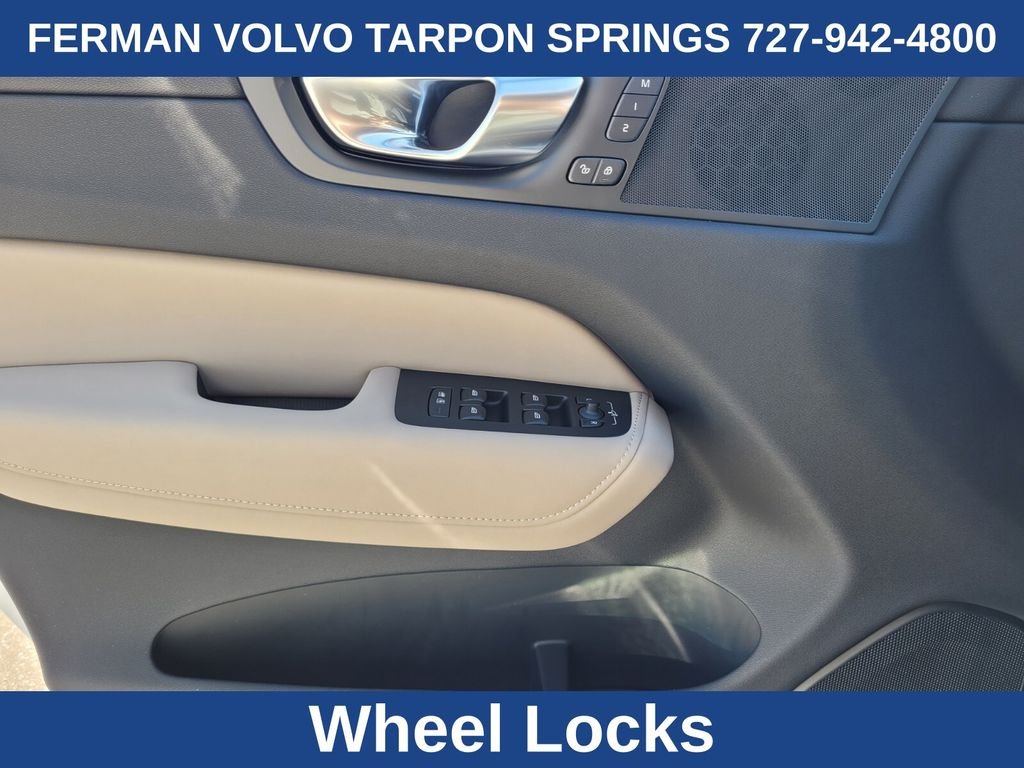 2026 Volvo XC60 Plus - Photo 25