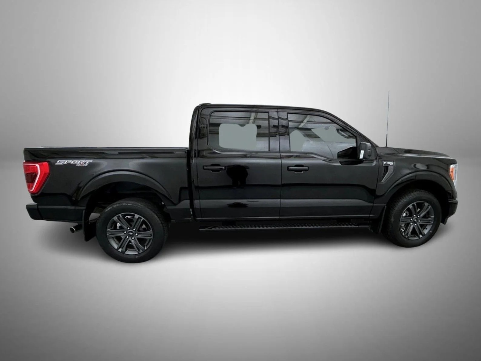 Used 2023 Black Ford XLT image 4