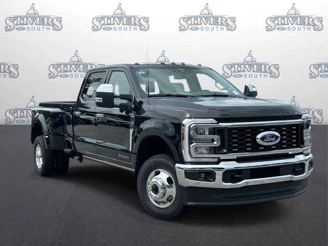 2026 Ford F-350 Lariat 4x4 Crew Cab 8' Box DRW's photo