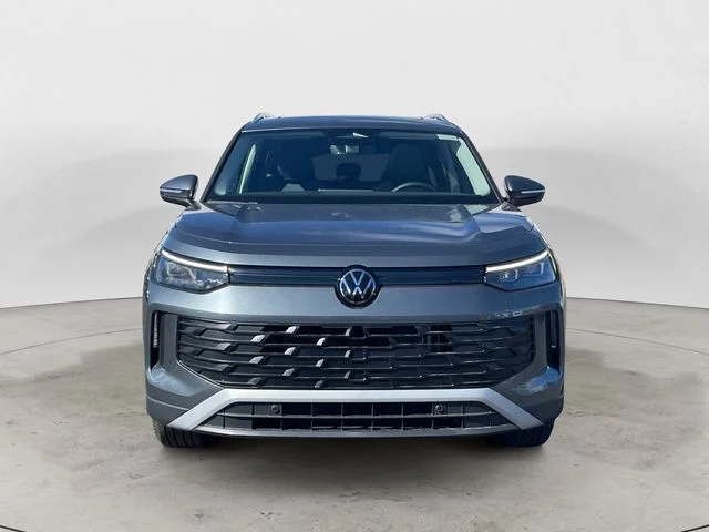 New 2026 Silver Volkswagen 2.0T SE image 8