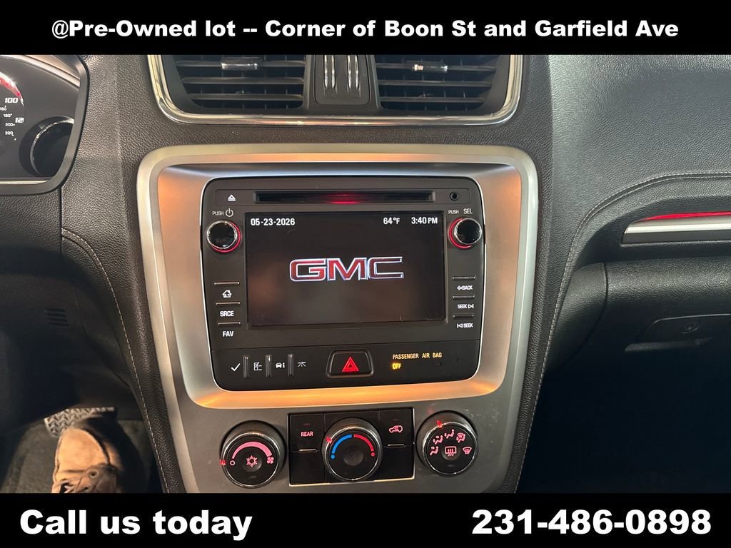 Used 2015 IRIDIUM METALLIC GMC SLE image 19