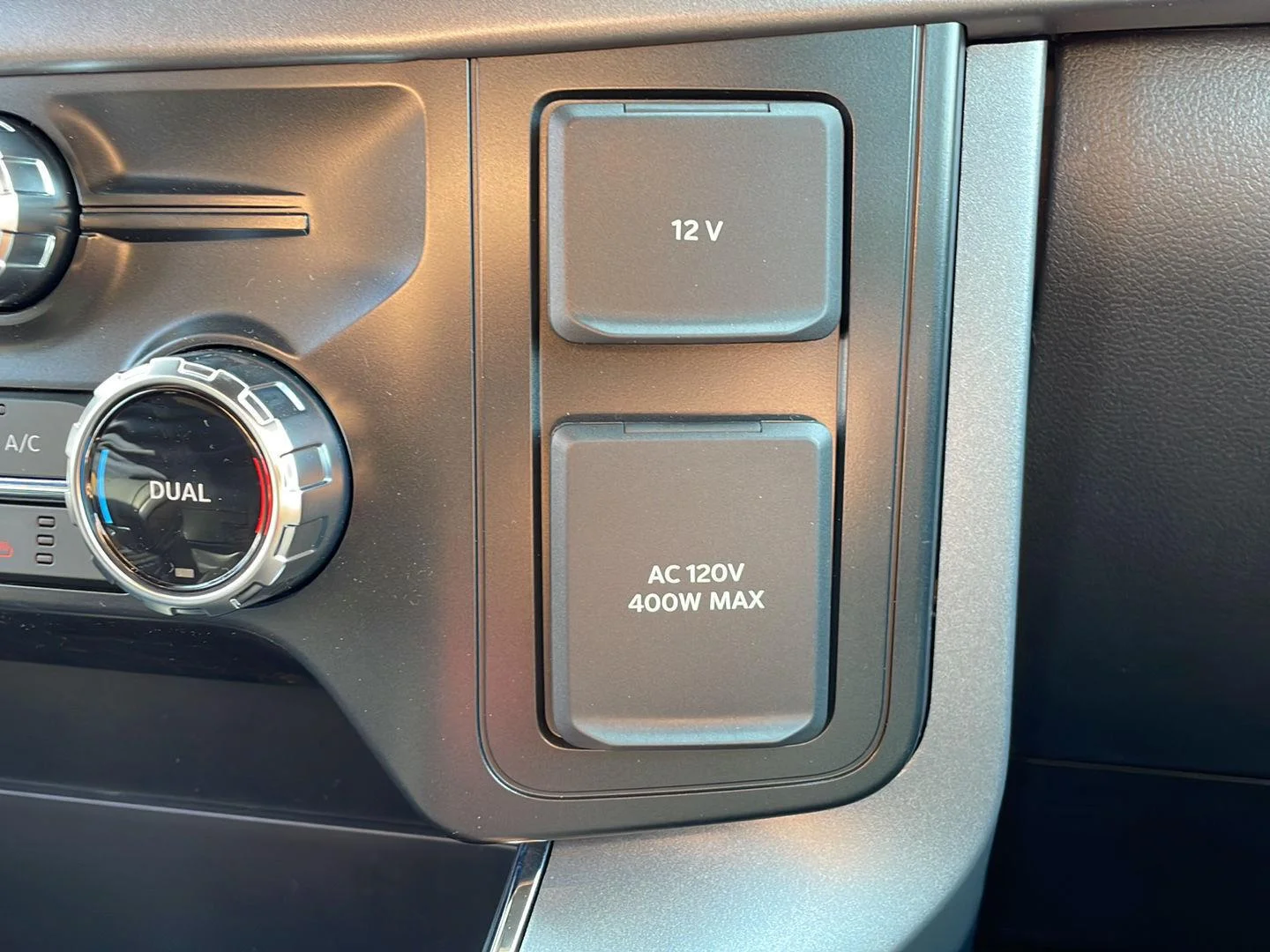 New 2026 Carbonized Gray Metallic Ford XLT image 23