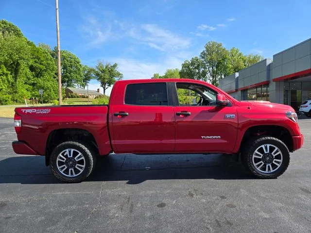 Used 2019 Red Toyota SR5 image 9
