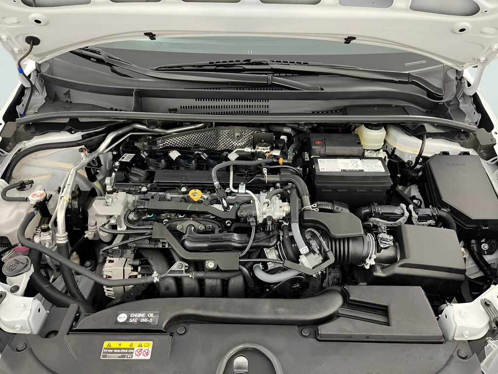 Used 2025 Ice Toyota LE image 18
