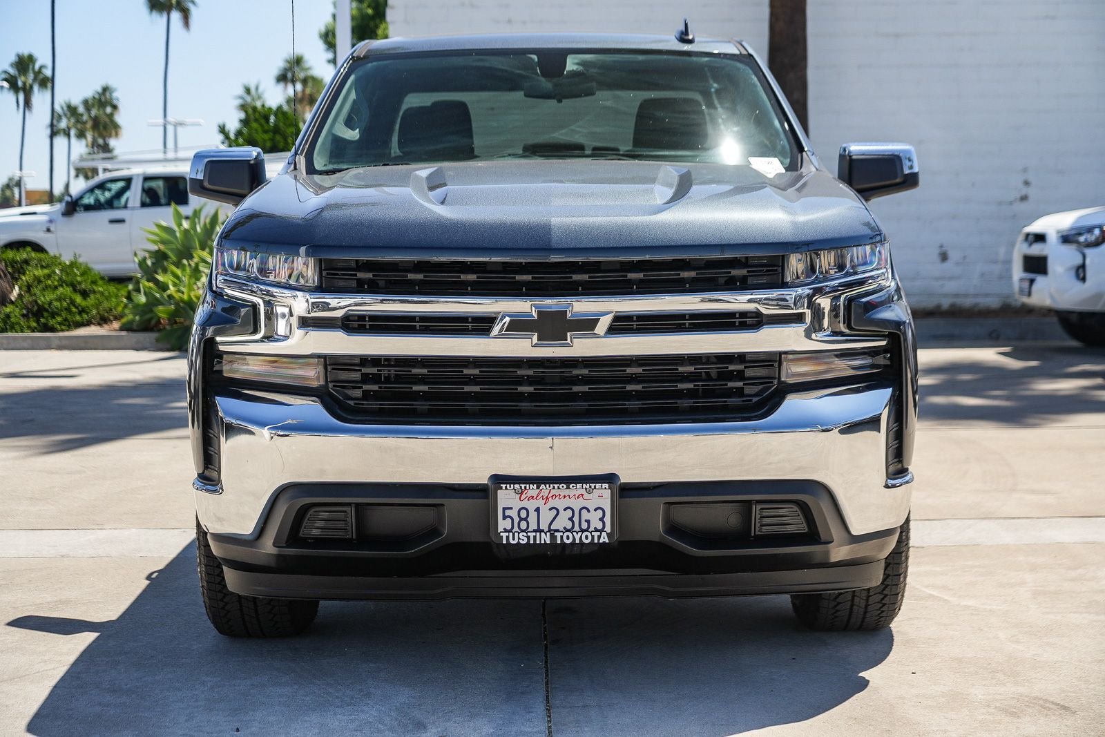 Used 2021 Gray Chevrolet LT image 4