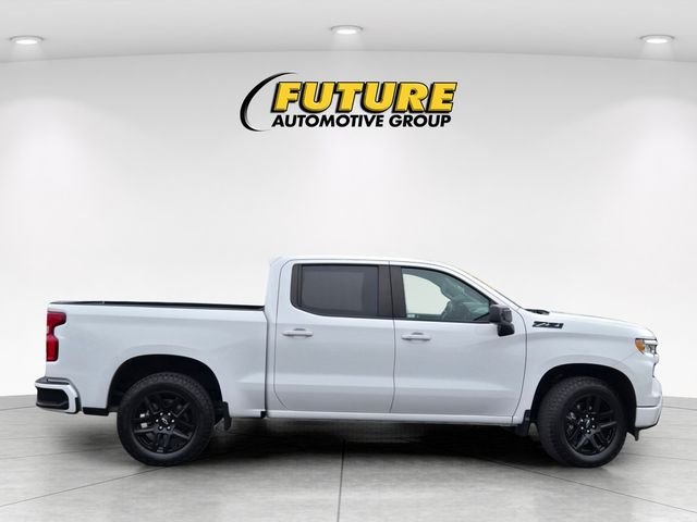 Used 2024 White Chevrolet RST image 3